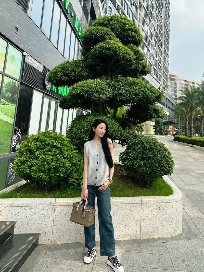Quang Hải - Chu Thanh Huyền sở hữu khối tài sản đáng nể - Hình 15 Quang Hai - Chu Thanh Huyen so huu khoi tai san dang ne-Hinh-15