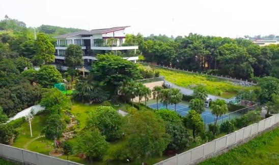 Can canh can biet thu nhu resort o nui Ba Vi