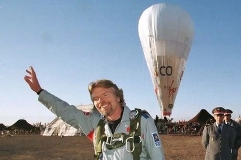 Ty phu Richard Branson gan 80 tuoi van thich choi ngong-Hinh-8