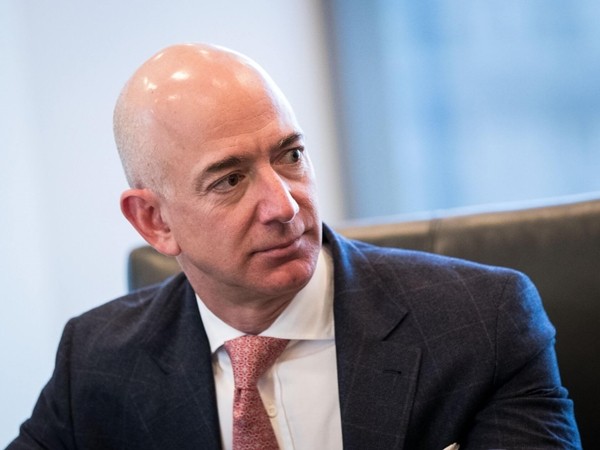 Ty phu Jeff Bezos co them hon 80 ty USD so voi nam 2023-Hinh-12