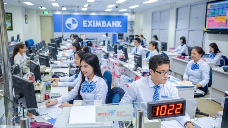 Eximbank chia co tuc 10% nam 2023, co dong lan dau nhan tien mat sau 10 nam