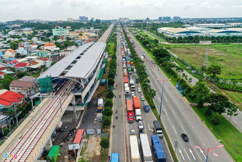 Tuyen metro day gia bat dong san phia Dong TP.HCM