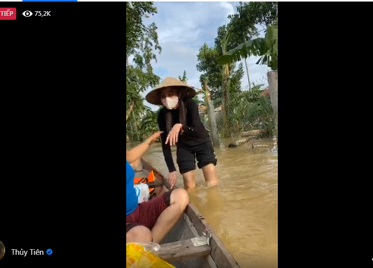 Hinh anh ca si Thuy Tien keu goi duoc 100 ty dong, lao vao lu du cuu tro dong bao-Hinh-3