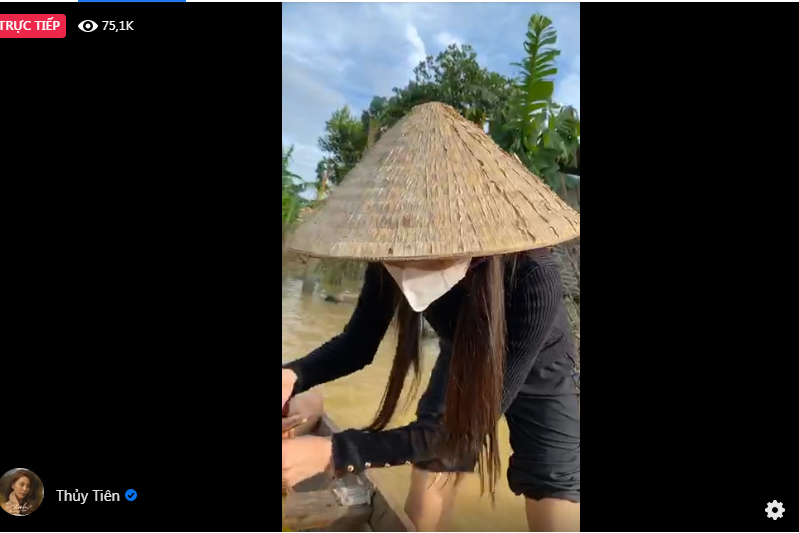 Hinh anh ca si Thuy Tien keu goi duoc 100 ty dong, lao vao lu du cuu tro dong bao-Hinh-4