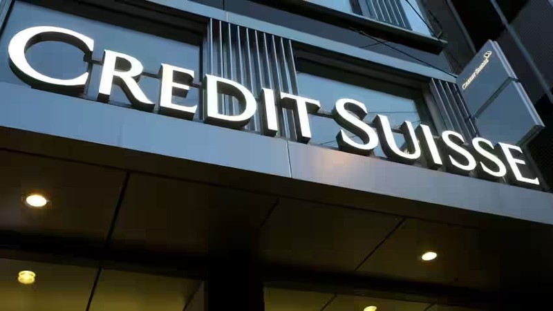 Con lai gi tu thuong vu lich su UBS - Credit Suisse?