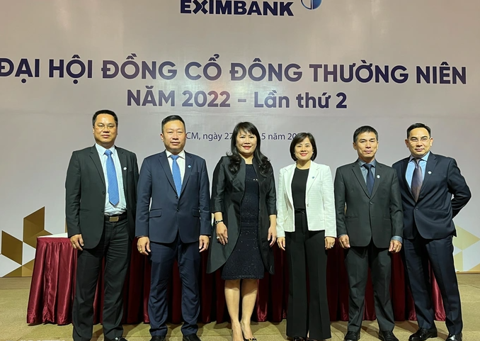 Tan nu Chu tich Ngan hang Eximbank: Xinh dep va hoc hanh bai ban-Hinh-3