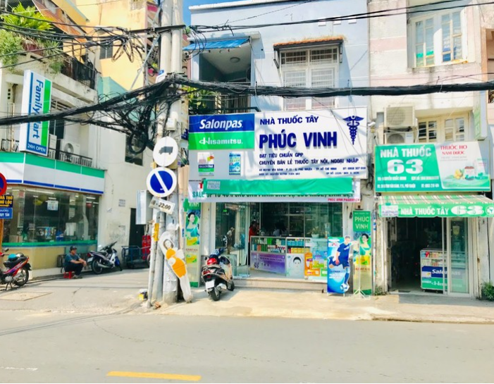 Xu phat nhieu co so lam dep va cua hang thuoc o TP HCM-Hinh-3