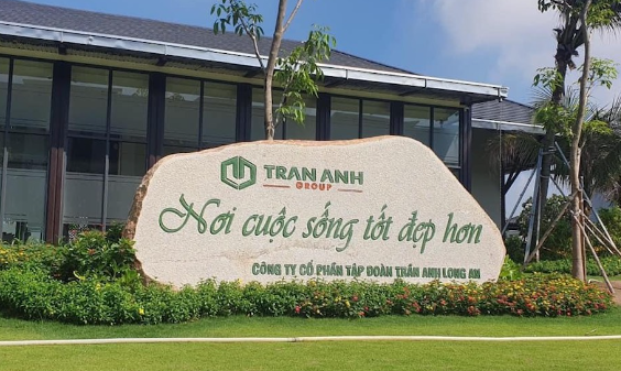 Tap doan Tran Anh Long An bi ngung su dung hoa don