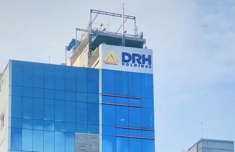 DRH Holdings bao lo, co phieu dung truoc nguy co huy niem yet