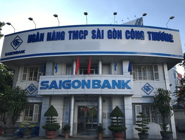 Saigonbank dinh chi cong tac hai Giam doc chi nhanh