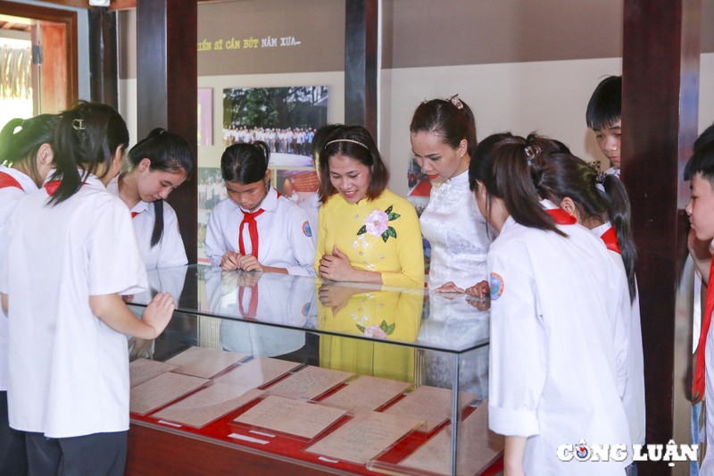 Can canh Di tich lich su quoc gia Truong day lam bao Huynh Thuc Khang-Hinh-16