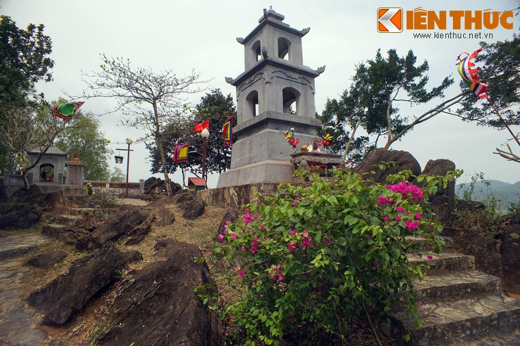 Thuong ngoan khu den co hoanh trang nhat Thanh Hoa-Hinh-5