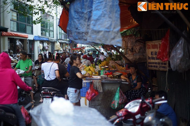 Nhung hinh anh dan da hiem co o cho Bac Qua Ha Noi-Hinh-5