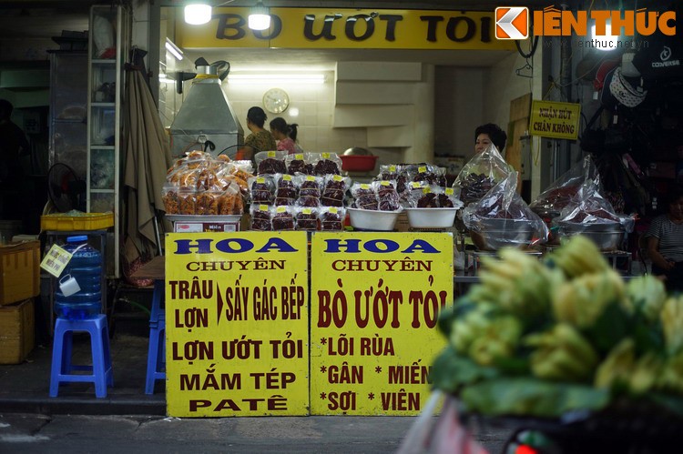 Ngam canh cho que doc dao o trung tam Ha Noi-Hinh-7