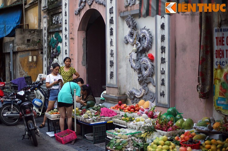 Ngam canh cho que doc dao o trung tam Ha Noi-Hinh-9