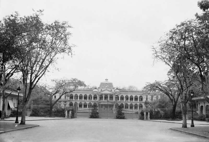 Anh hiem ve dien mao Dinh Doc Lap thap nien 1920