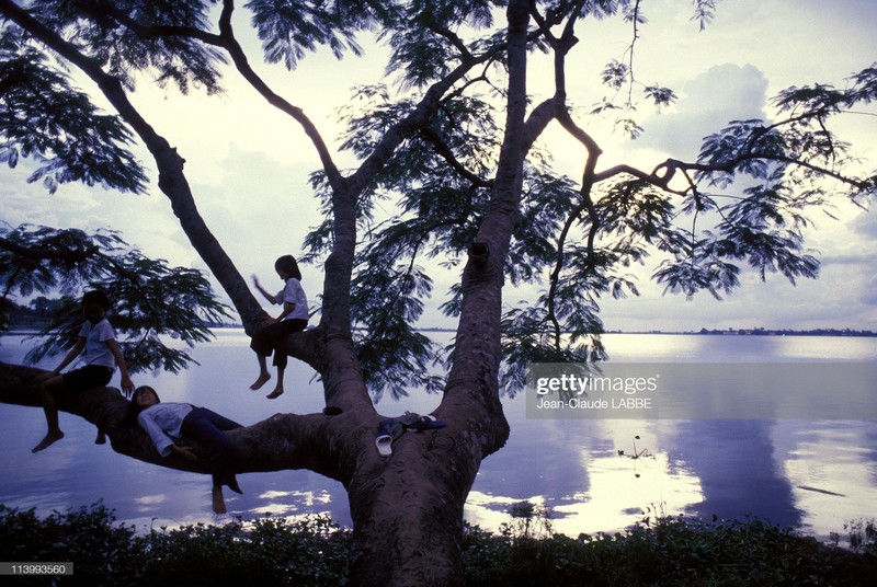 Ha Noi nam 1994 sinh dong qua ong kinh nhiep anh gia Phap (2)-Hinh-6