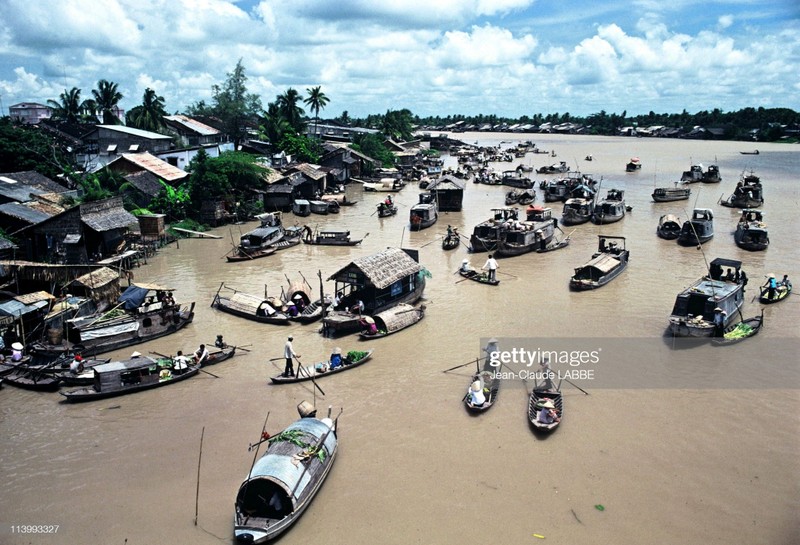 Loat anh kho quen ve ba mien Viet Nam nam 1994-Hinh-11