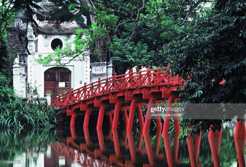 Nhung lat cat cuoc song moc mac cua nguoi Ha Noi nam 1994-Hinh-9