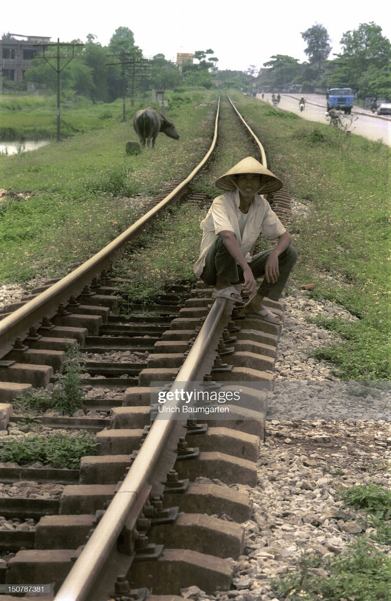 Anh quy ve Ha Noi va Sai Gon nam 1994-Hinh-7