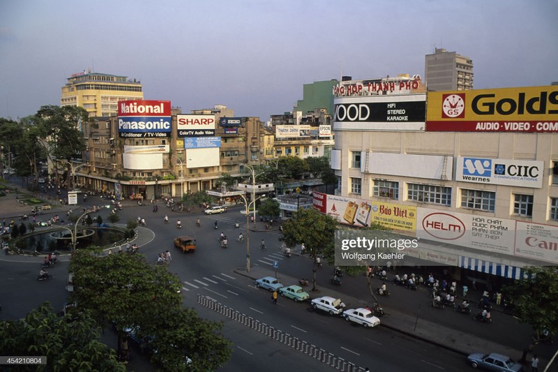 Co mot Ha Noi, Sai Gon nhung nam 1992 day than thuong-Hinh-5