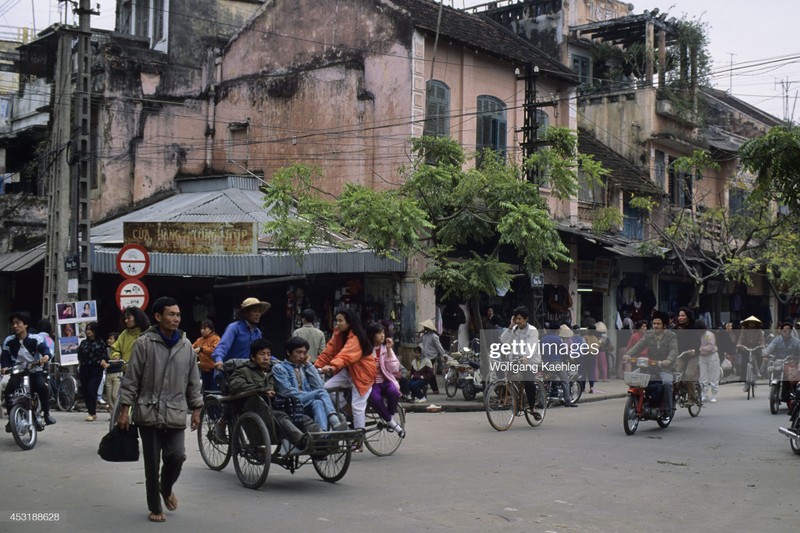 Co mot Ha Noi, Sai Gon nhung nam 1992 day than thuong