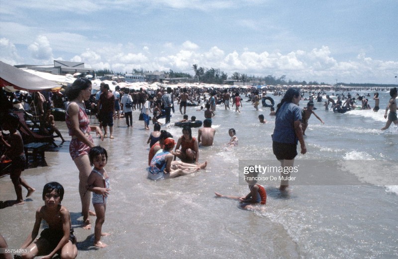 Vung Tau nhung nam 1989 qua ong kinh phong vien Phap