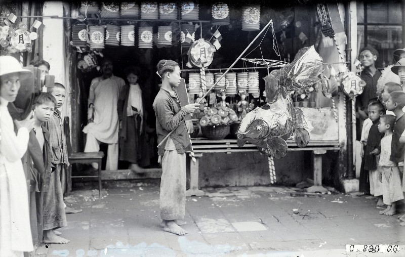 Tet Trung thu o Ha Noi nam 1926 cuc ruc ro du anh den trang-Hinh-3