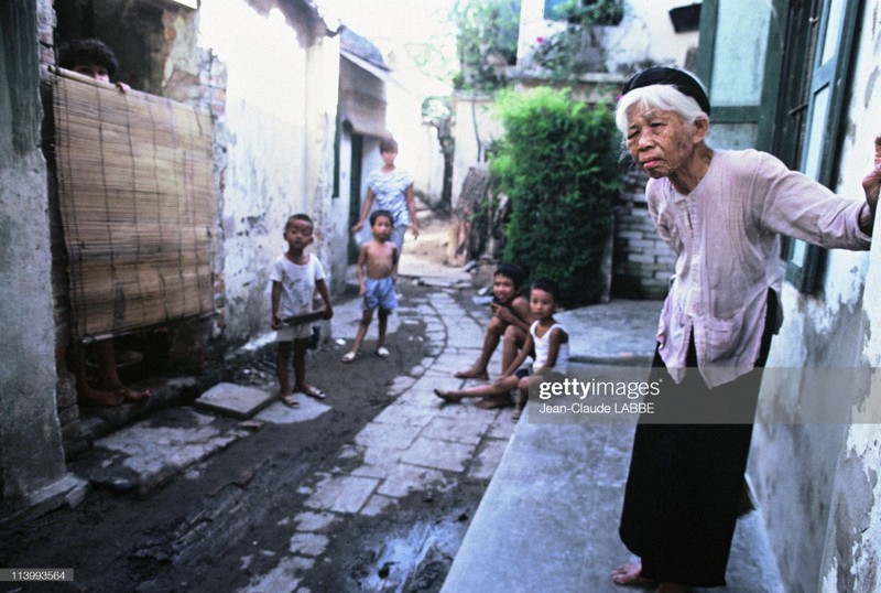 Nguoi Ha Noi nhung nam 1994 qua loat anh chan dung-Hinh-5