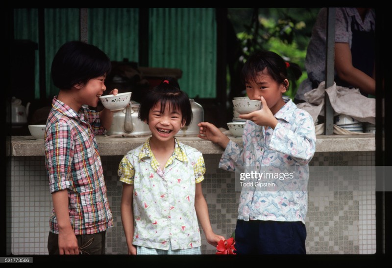 Loat anh song dong ve Trung Quoc thap nien 1970 qua anh phong vien My-Hinh-10