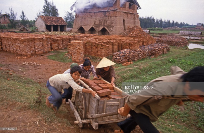 Loat anh phai xem ve nong thon Viet Nam nam 1987-Hinh-7