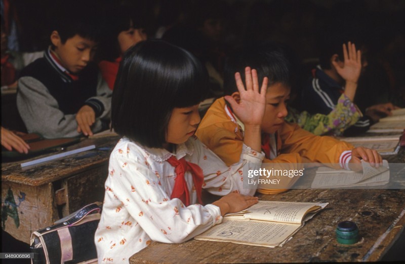 Anh hiem 'mot thoi de nho' ly thu ve hoc sinh tieu hoc Ha Noi nam 1987-Hinh-2