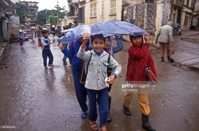 Anh hiem 'mot thoi de nho' ly thu ve hoc sinh tieu hoc Ha Noi nam 1987-Hinh-5