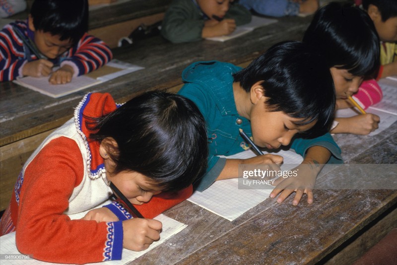 Anh hiem 'mot thoi de nho' ly thu ve hoc sinh tieu hoc Ha Noi nam 1987-Hinh-7