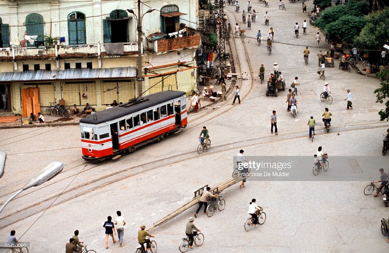 Giao thong o Ha Noi nam 1989 cuc thu vi qua ong kinh nguoi Phap-Hinh-2