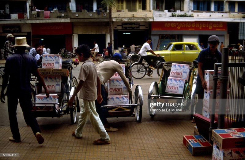 Phnom Penh nam 1989 cuc binh yen qua anh cua nguoi Phap-Hinh-5