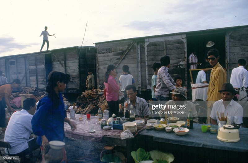 Hinh anh kho quen ve chuyen tau dac biet o Campuchia nam 1989-Hinh-3