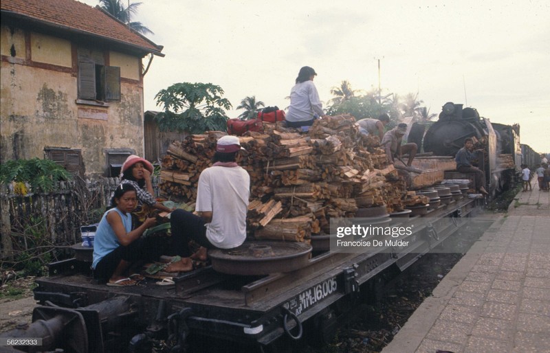 Hinh anh kho quen ve chuyen tau dac biet o Campuchia nam 1989-Hinh-5