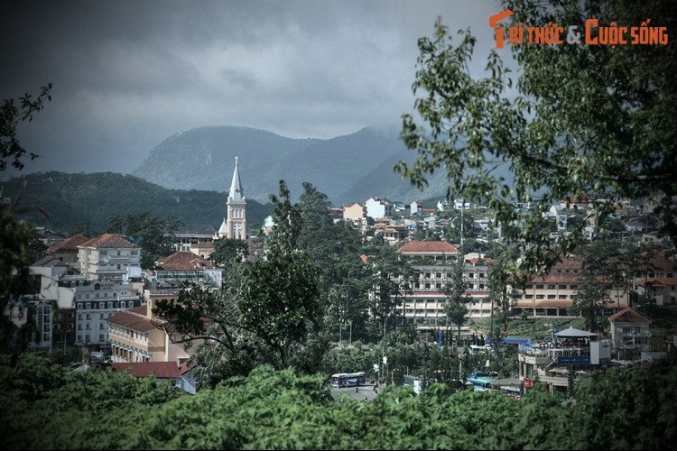 Dinh Tinh truong Da Lat va nhung thang tram lich su-Hinh-13