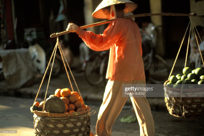 Cuoc song sinh dong o Viet Nam cuoi thap nien 1990