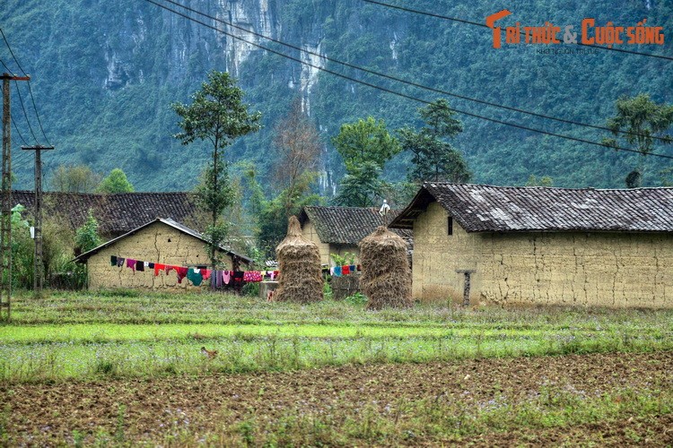 Ve dep binh di cua Pho Cao Ha Giang hut du khach-Hinh-2