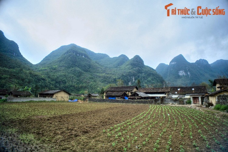 Ve dep binh di cua Pho Cao Ha Giang hut du khach