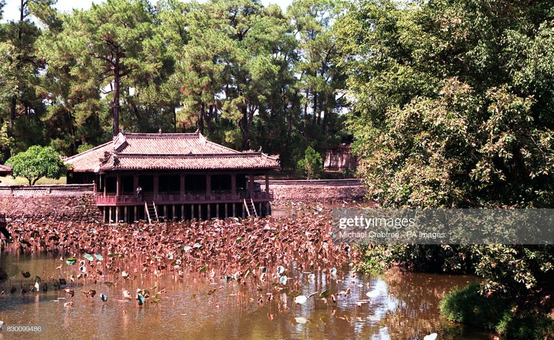 Viet Nam thap nien 1990 tuyet dep qua ong kinh nguoi My-Hinh-6