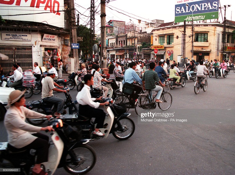 Cuoc song o Viet Nam thap nien 1990 cuc thu vi-Hinh-2