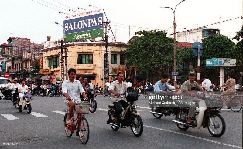 Cuoc song o Viet Nam thap nien 1990 cuc thu vi