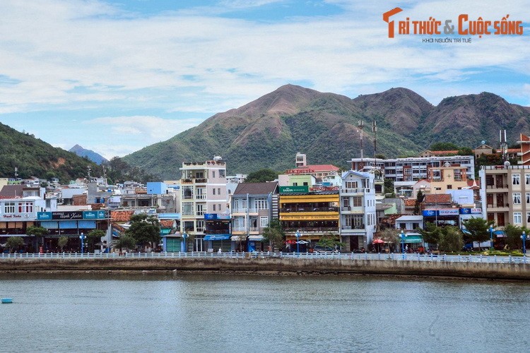 Dieu dac biet o dong song bieu tuong cua thanh pho Nha Trang-Hinh-12