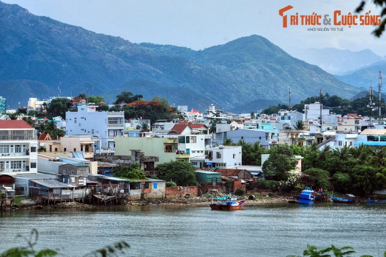 Dieu dac biet o dong song bieu tuong cua thanh pho Nha Trang-Hinh-2