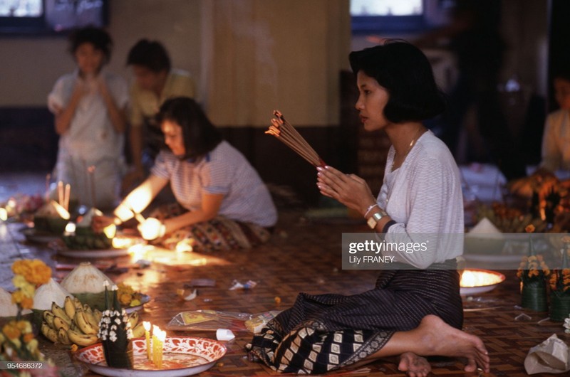 Loat anh sinh dong ve cuoc song o Lao nam 1988-Hinh-3