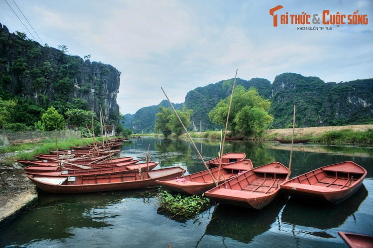 Kham pha ve dep so khai cua Thung Nang Ninh Binh Dam