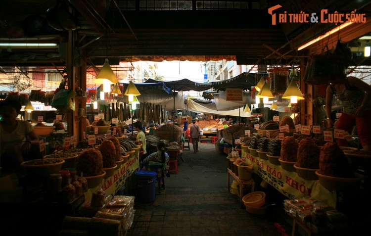 Cho Chau Doc va nhung dac san 'nang mui' hut du khach-Hinh-3